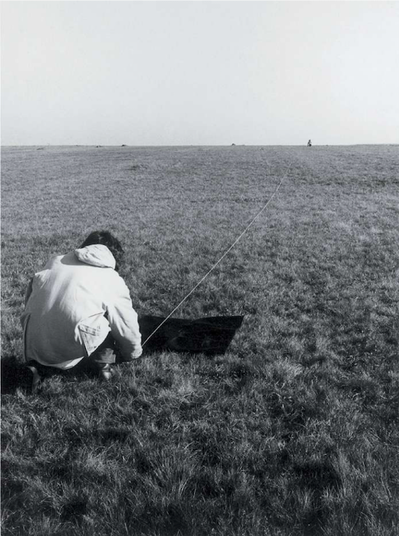 Franz Erhard Walther, Feld und Teilung (Field and Division) Example, Single Element n°7 of 1. Werksatz, 1965, thin cotton fabric, black, foam rubber, hemp cord, sewn dyed canvas: 100 x 80 x 0.5 cm, lemp chord: ca 100 m.